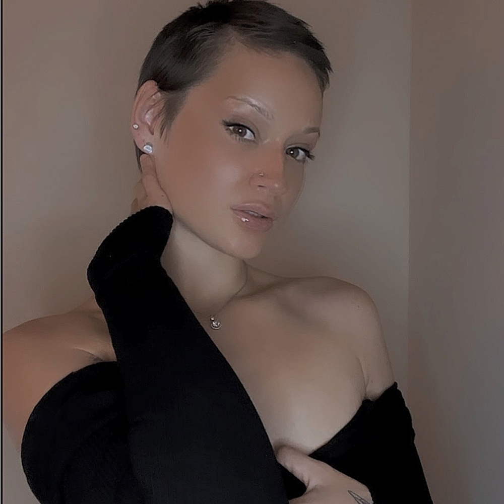 Meet your Posher, Jessica